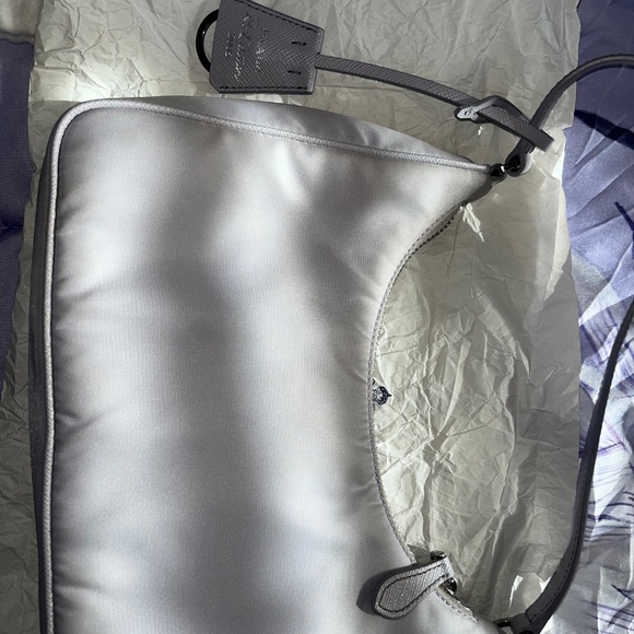 Authentic Prada Re-Edition 2005 Mini Nylon Bag Lavender (with Dustbag) - Picture 5 of 8